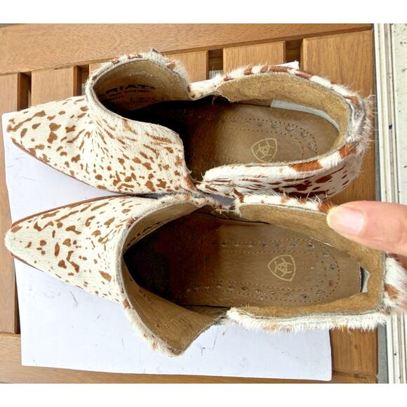 ARIAT white and brown cow print Haircalf Western Leather Ankle Boot 7 B Women’s - Picture 9 of 11